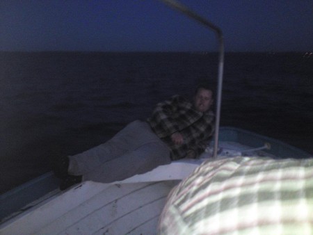 En cig på väg in mot hamnen i Mörbylånga